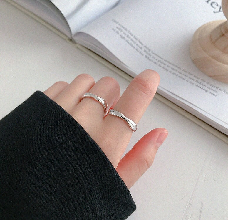 Adjustable Silver Teres Ring